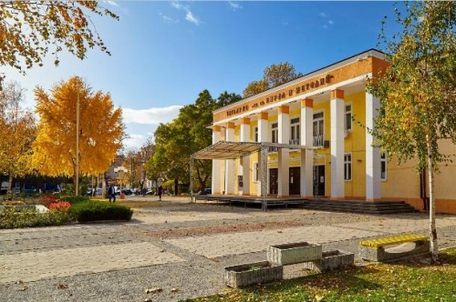 Поздравителен адрес от кмета на община Първомай Николай Митков