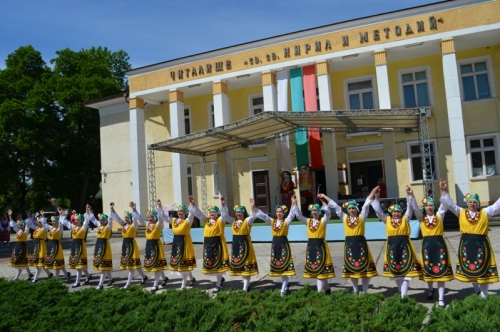 „МАЙСКИ  ФОЛКЛОРНИ  РИТМИ” / 22 МАЙ - ПЪРВИ ПРАЗНИК НА ХОРОТО