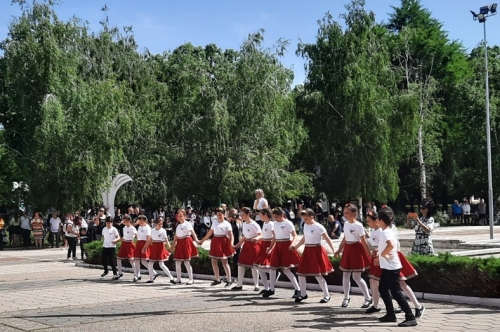 ВЪРВИ, НАРОДЕ ВЪЗРОДЕНИ!