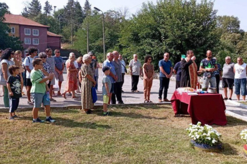 Кметът Николай Митков присъства на откриването на паметна плоча в село Брягово
