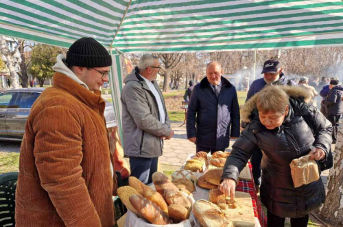 Проведе се XIX-тия празник на виното и винопроизводството „Първомай 2023”