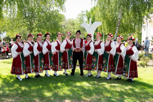 Фестивалът „Среща в Тракия” – пъстър и емоционален