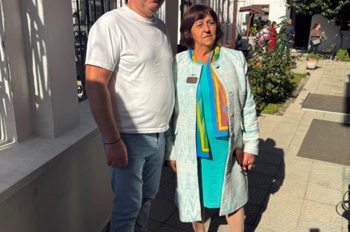 Кметът Николай Митков дари книги на библиотеката към българската църква „Св. Георги” в Одрин