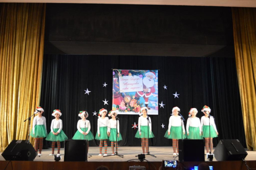 В ОЧАКВАНЕ НА КОЛЕДА