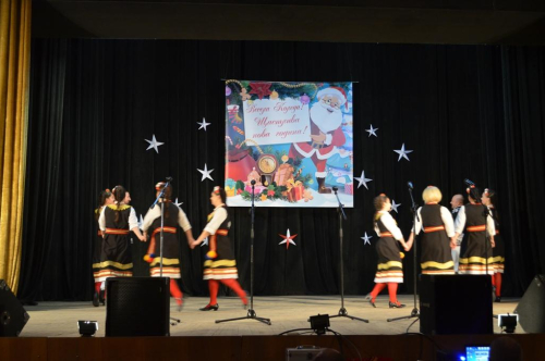 В ОЧАКВАНЕ НА КОЛЕДА