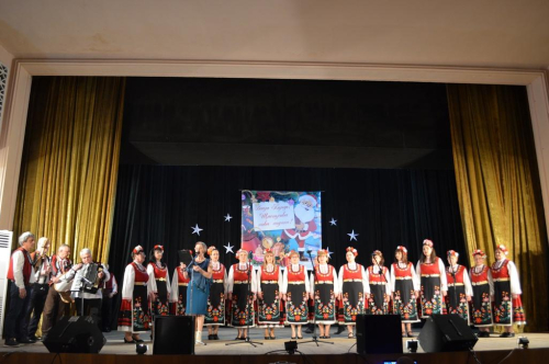 В ОЧАКВАНЕ НА КОЛЕДА