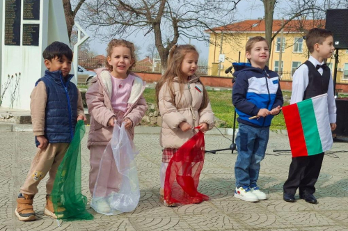 148 години свобода: Община Първомай почете героите, загинали за свободата на България