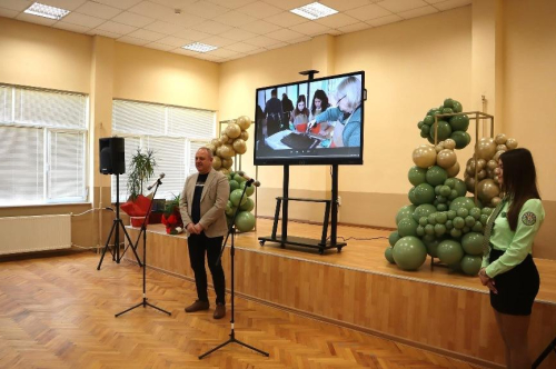 ОФИЦИАЛНО ОТКРИВАНЕ НА НОВИЯ STEM ЦЕНТЪР В ПГСС „ВАСИЛ ЛЕВСКИ“