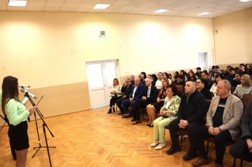 ОФИЦИАЛНО ОТКРИВАНЕ НА НОВИЯ STEM ЦЕНТЪР В ПГСС „ВАСИЛ ЛЕВСКИ“