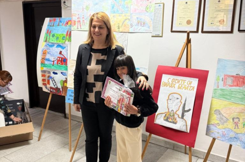 НАГРАЖДАВАНЕ НА ДЕЦАТА ВЗЕЛИ УЧАСТИЕ В КОНКУРСА „С ОЧИТЕ СИ ВИДЯХ БЕДАТА“