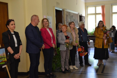„СТЪПКИ ВЪВ ВРЕМЕТО”  изложба на Първомайските художници