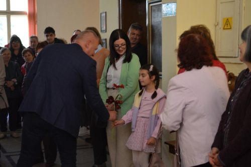 „СТЪПКИ ВЪВ ВРЕМЕТО”  изложба на Първомайските художници