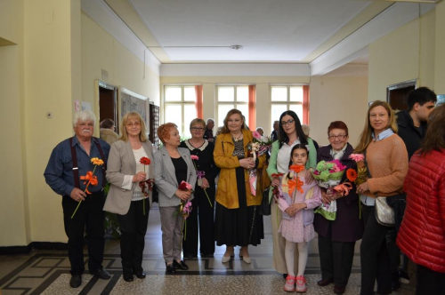 „СТЪПКИ ВЪВ ВРЕМЕТО”  изложба на Първомайските художници