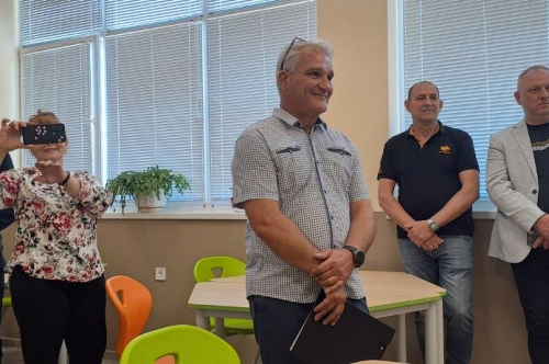 ОФИЦИАЛНО ОТКРИВАНЕ НА НОВИЯ STEM ЦЕНТЪР В ОУ „ВАСИЛ АПРИЛОВ“ СЕЛО ВИНИЦА
