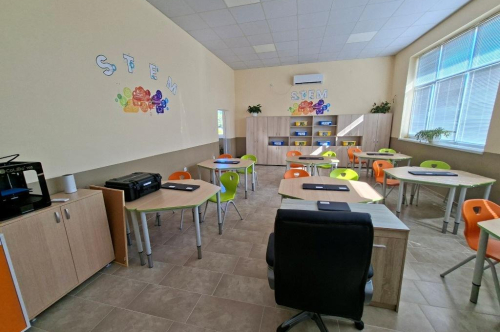ОФИЦИАЛНО ОТКРИВАНЕ НА НОВИЯ STEM ЦЕНТЪР В ОУ „ВАСИЛ АПРИЛОВ“ СЕЛО ВИНИЦА