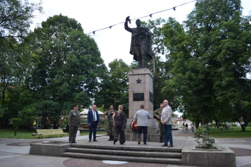 150 години безсмъртие – Първомай се поклони пред   подвига на Ботев и загиналите за свободата и независимостта на България