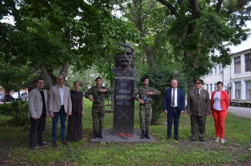 150 години безсмъртие – Първомай се поклони пред   подвига на Ботев и загиналите за свободата и независимостта на България