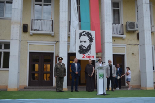 150 години безсмъртие – Първомай се поклони пред   подвига на Ботев и загиналите за свободата и независимостта на България