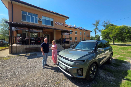 Община Първомай закупи електрически автомобил за нуждите на социалните услуги