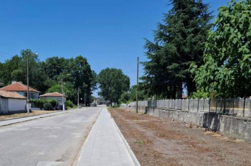Кипят мащабни ремонтни дейности в общината
