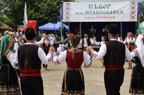ПРАВОСЛАВЕН КАНИ НА СЪБОР, ПРОГРАМАТА Е ПОСВЕТЕНА НА „СВЕТА НЕДЕЛЯ” И ПРАЗНИКА НА СЕЛОТО