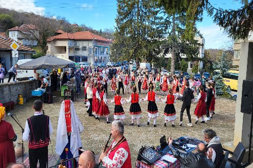 През уикенда: село Бяла река и село Буково празнуват