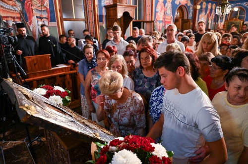 Първомай посрещна Чудотворната икона на Света Богородица „Златка ябълка“