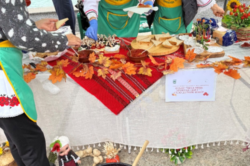 Празникът на лютеницата в Първомай събра вкус и традиции