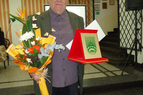 ТОДОР КОСТАДИНОВ Е НОСИТЕЛЯТ НА НАЦИОНАЛНАТА ЛИТЕРАТУРНА НАГРАДА ЗА ПРОЗА „ГЕОРГИ КАРАСЛАВОВ”- 2026г.
