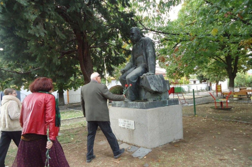 ТОДОР КОСТАДИНОВ Е НОСИТЕЛЯТ НА НАЦИОНАЛНАТА ЛИТЕРАТУРНА НАГРАДА ЗА ПРОЗА „ГЕОРГИ КАРАСЛАВОВ”- 2026г.